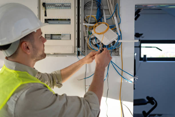Affordable Emergency Electrician in Woodway, WA